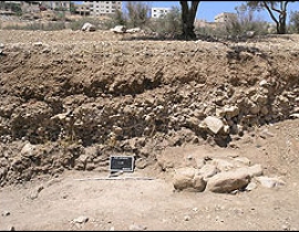 Rubble layers at Neolithic sites in southern Jordan